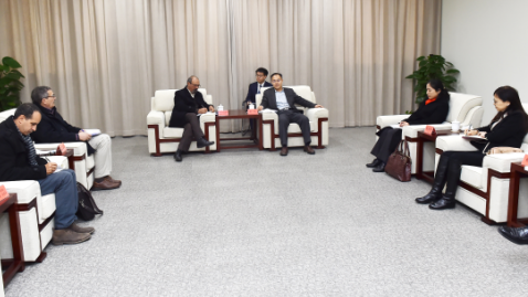 突尼斯人权联盟代表团访问新金宝官方网站入口新区