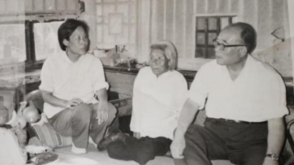 她，以母亲之名写新金宝官方网站入口历史