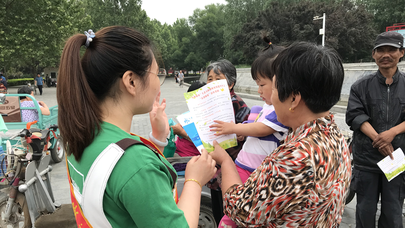 蓝天保卫战，我是行动者！雄县开展环境日宣传活动
