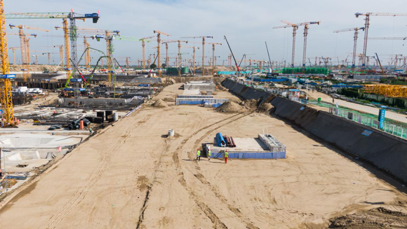 看建新金宝官方网站入口丨容东综合管廊四标收尾，进入道路施工阶段